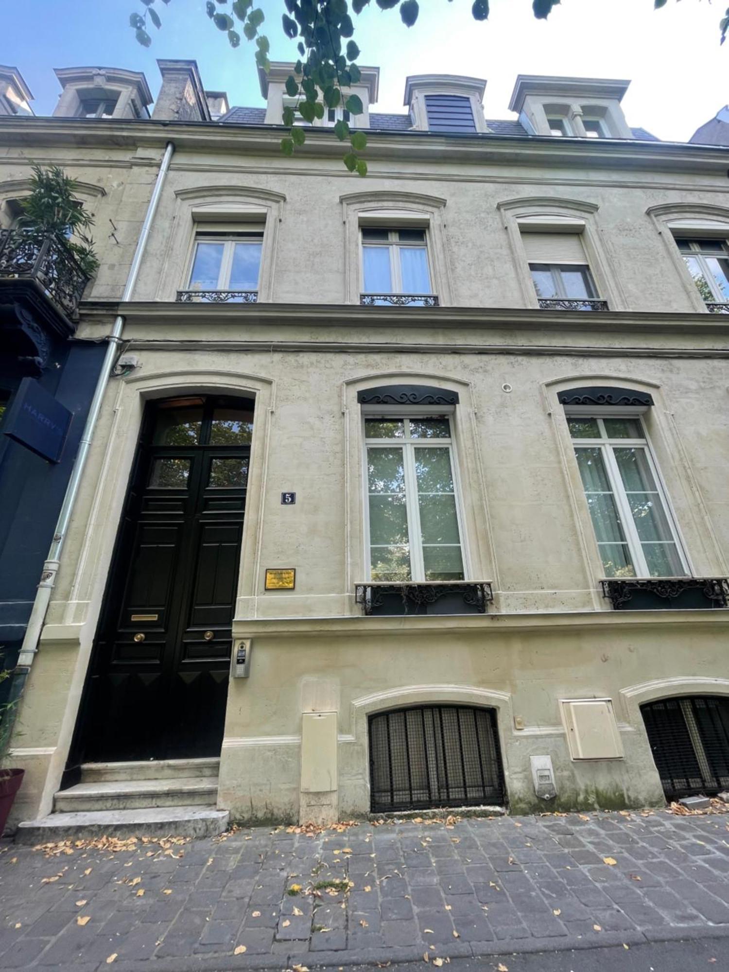 Appartements De Charme Du General Leclerc - Place D'Erlon - Hypercentre - Gare - ランス エクステリア 写真